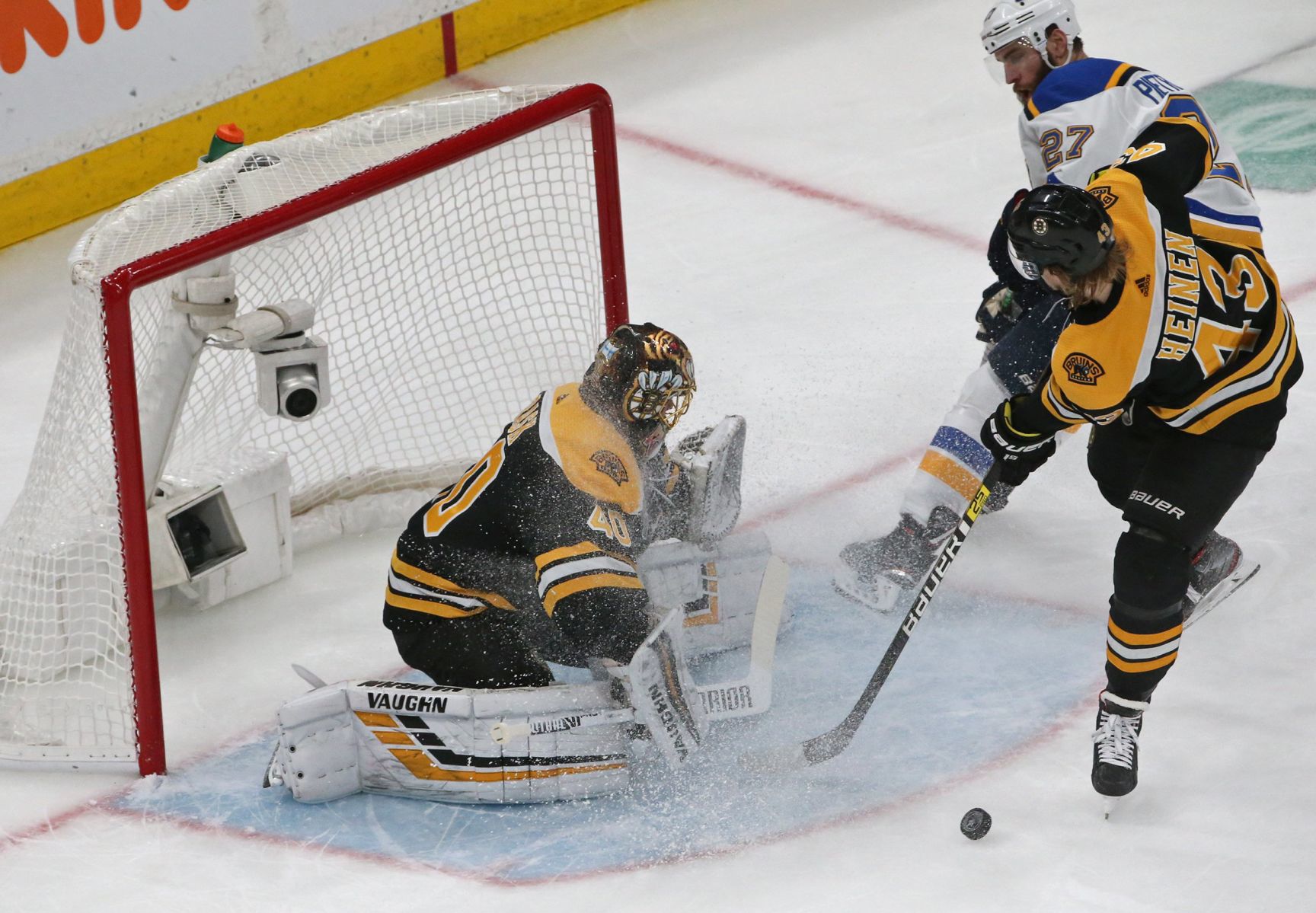Blues skate in critical Game 5 of the Stanley Cup Final